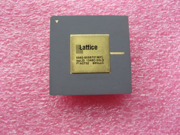 LATTICE 1048 Device Embedded CPLDs Complex Programmable Logic Devices Chip ISPLSI1048C-50LG/883