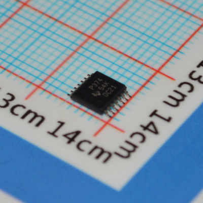 TLC374CPWR Quad CMOS Comparator 2μs Response 2.7-16V Supply 1mV Offset Push-Pull Output TSSOP-14 -40°C to +125°C Industrial-Grade