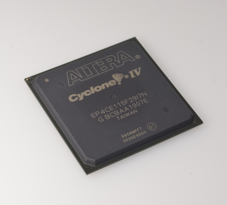 EP4CE115F29I7N Cyclone IV FPGA 114K LEs 3.9Mbit RAM 266MHz Speed 1.2V Core Voltage 622 I/O Pins PCIe Support Industrial Temp (-40°C to 100°C) RoHS Compliant 780-Pin FBGA Package