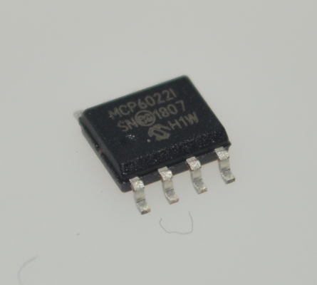 MCP6022-I/SN Dual Op Amp 2.7-5.5V Wide Voltage 10MHz Bandwidth 7V/μs Slew Rate 120dB CMRR Rail-to-Rail I/O 0.9mA Low Power SOIC-8 Package Industrial Grade