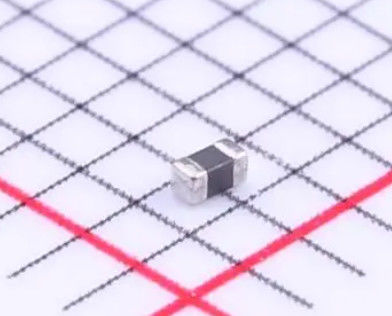BLM15AG221SN1D 220Ω Ferrite Bead 0402 (1005 Metric) 1A Rated Current High Impedance@100MHz, Wide Temp -55°C to +125°C AEC-Q200