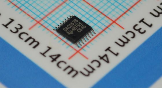 DAC5578SPWR 8-Ch 8-bit DAC I2C Interface 2.7-5.5V, Low Power 0.4mA, ±1LSB INL TSSOP-16 -40°C to +105°C