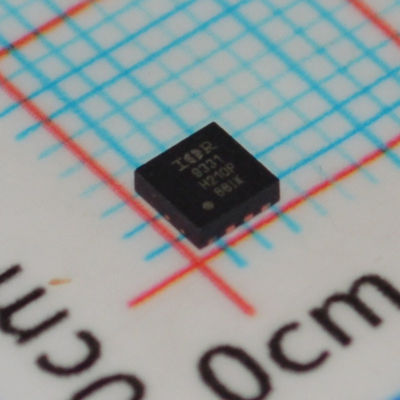 IRFHM9331TRPBF 30V Dual N+P MOSFET 5.3A/3.7A 0.045Ω/0.075Ω Rds(on) DFN-10 175°C AEC-Q101