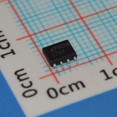 LT1792CS8 1.5A Low Dropout Regulator 3.3V/5V/ADJ 1V Dropout ±1% Accuracy SO-8 -40°C to +125°C Low Noise