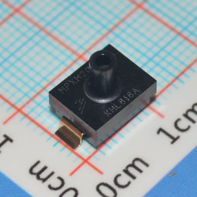 MPXM2010GS 10kPa Pressure Sensor 0-40mV Output ±1.5% Accuracy SOP-6 3-6V Supply -40°C to +125°C Media Resistant
