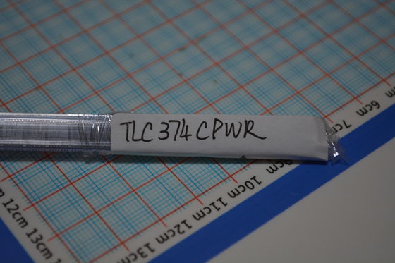 TLC374CPWR Quad CMOS Comparator 2μs Response 2.7-16V Supply 1mV Offset Push-Pull Output TSSOP-14 -40°C to +125°C Industrial-Grade