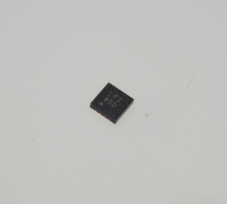 ADM7172ACPZ-R7 6.5V 2A Ultra-Low Noise LDO 1μV RMS Noise 75dB PSRR @1MHz 2.3-6.5V Input LFCSP-8 -40°C to +125°C