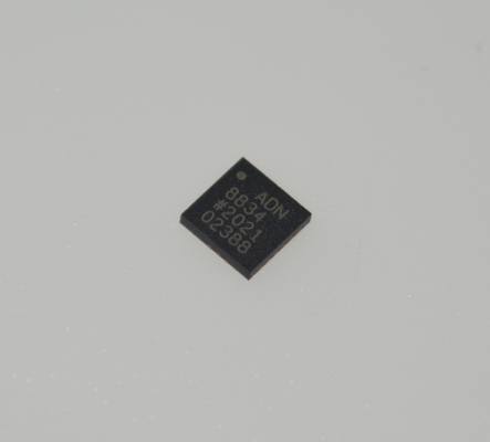 ADN8834ACPZ-R7 3A TEC Controller ±2.5°C Stability 2.7-5.5V Supply I2C Interface LFCSP-32 -40°C to +85°C
