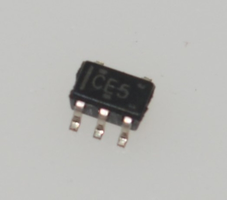 SN74LVC1G08DBVR Single 2-Input AND Gate 1.65-5.5V Supply 10ns Propagation Delay SOT-23-5 -40°C to +125°C