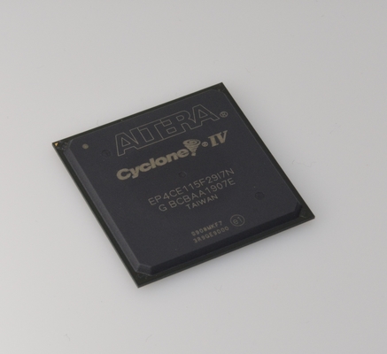 EP4CE115F29I7N Cyclone IV FPGA 114K LEs 3.9Mbit RAM 266MHz Speed 1.2V Core Voltage 622 I/O Pins PCIe Support Industrial Temp (-40°C to 100°C) RoHS Compliant 780-Pin FBGA Package