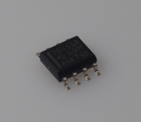 SN75451BDR Dual Peripheral Driver IC with 300mA Sink/Source Current 4.5V-36V Wide Voltage Range TTL/CMOS Compatible Thermal Protection and High-Noise Immunity for Motor/Relay Control