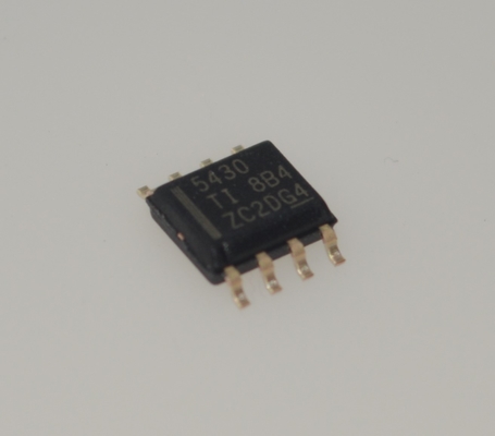 TPS5430DDAR 3A 5.5-36V Wide Input Step-Down Converter 500kHz Switching High Efficiency (Up to 95%) Internal Compensation Power Good Signal Thermal/UVLO Protection SOIC-8 Package