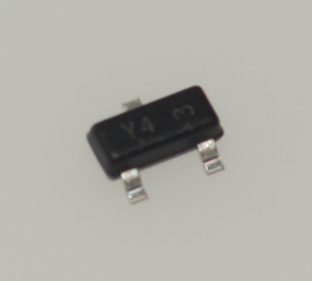 BZX84C15LT3G 15V Zener SOT-23 225mW Low Leakage Current High Stability Surge Protection Halogen-Free Tape & Reel Packaging Ideal for Space-Constrained PCBs