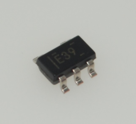 INA139NA/3K High-Side Current Shunt Monitor Features High Accuracy Wide 2.7-36V Supply Low 90µV Offset +85°C Rating Fixed 3k Gain SC70 Package Bidirectional Operation and Excellent DC Performance
