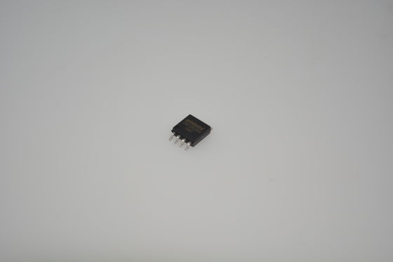 W25Q128JVSIQ 128Mb SPI NOR Flash 133MHz 4KB Sector Erase Dual/Quad I/O 3V Power 100K Cycles 20-Year Retention 8-SOIC Security Register