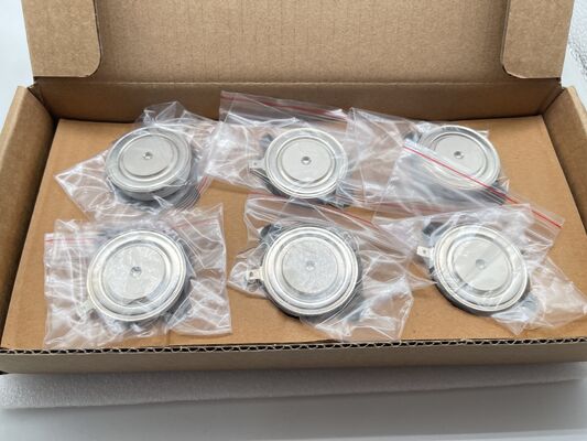 VS-ST330C16C0 1600V 330A Half-Bridge Module Low Vce(sat) Low Loss High Short Circuit Ruggedness Integrated NTC For Industrial Inverters and High Power UPS