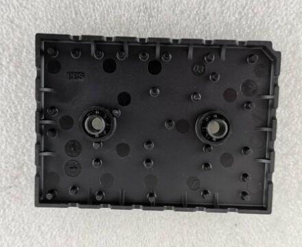 35ACC12F4V1 12V 3.5A Automotive PNP Transistor Low VCE(sat) 250mV High Current Gain SOT-223 Package AEC-Q101 Qualified For Load Switching and Motor Control in Vehicles