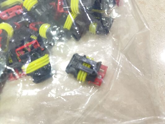 282087-1 4 Position 2.5mm Pitch Wire-to-Board Receptacle Crimp Housing Friction Lock Panel Mount Polarized UL 94V-0 4.5A Rating for Power Distribution and Industrial